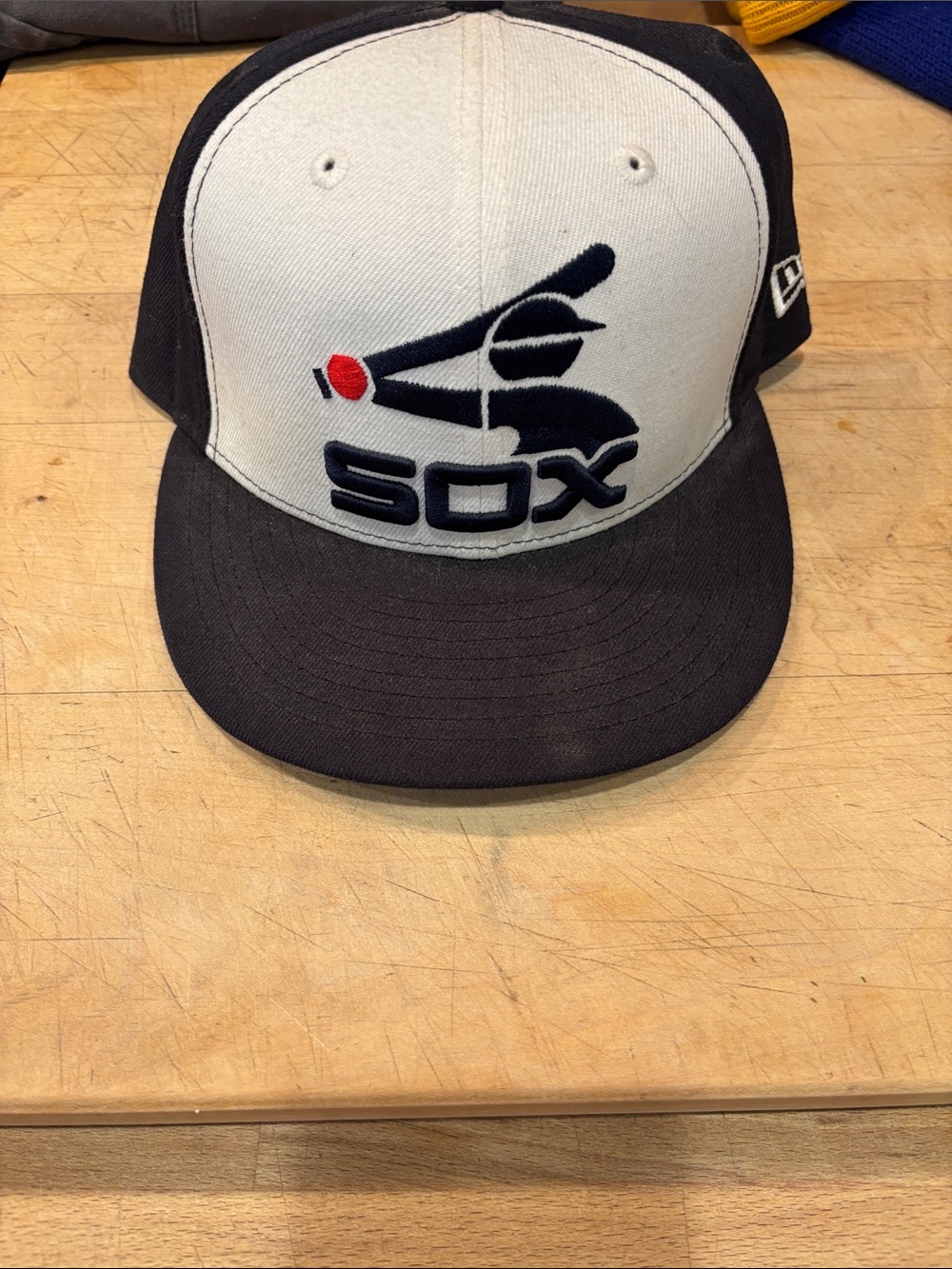 New Era White and Black Chicago Sox Snapback Hat with Red Accent